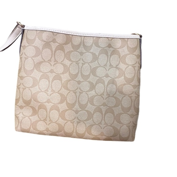 CoachCross Body Bag)F29210 Light Khaki X Chalk Signature Shoulder.NWOT - Picture 6 of 12